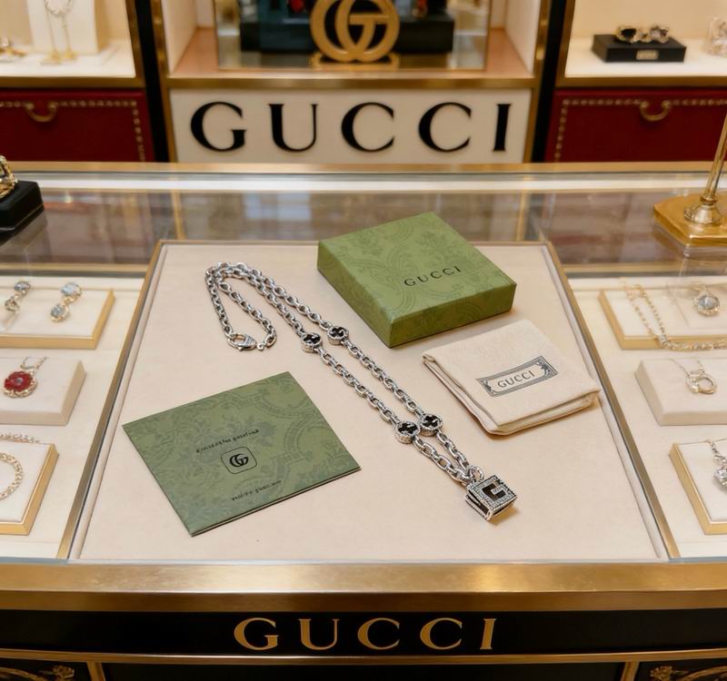 Gucci Necklace 08yxs105